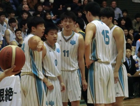0伊東