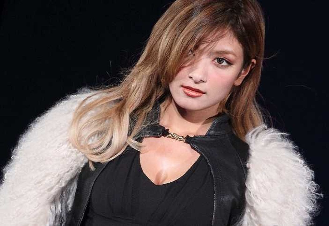 人気ハーフタレント ローラの意外すぎる本名 ダレノガレ明美にポジション奪われ 現在レギュラー番組がゼロの理由がヤバいｗ ももものまとめ日記