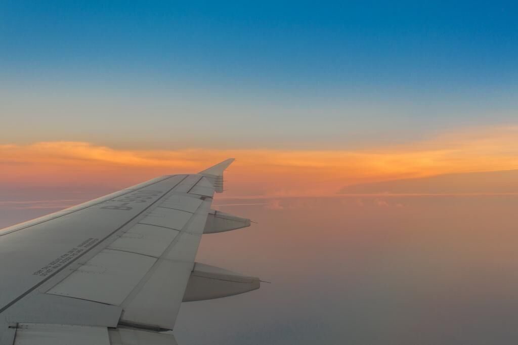 航空機 風景 ミステリー 航空機 輸送 夕焼け 空 高精細画像の壁紙の新しい建物は 材料を入力します 壁紙