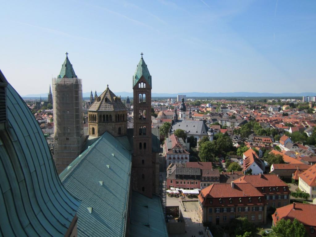 シュパイヤー大聖堂 外装 建物 教会 ヨーロッパ ドイツ 高精細の画像は ニコンーnn壁紙素材湯を入力します 壁紙