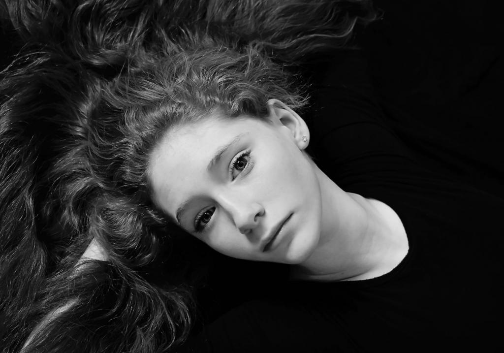 女性 美しさ 新鮮な きれいな砂の壁の壁紙 魅力的 モデル 肖像画 高精細の画像 材料を入力します 壁紙