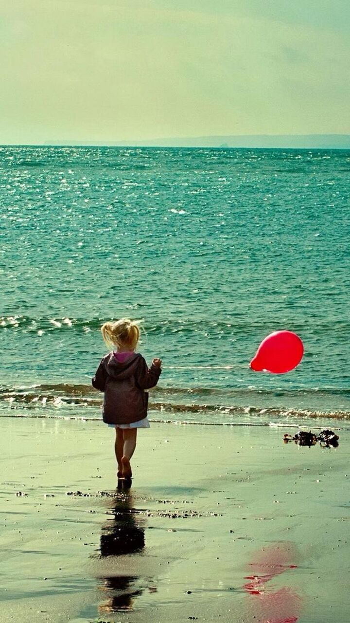 ビーチガールレッドバルーンナイトの壁紙 ロック画面の画像 携帯電話の壁紙 女性 壁紙