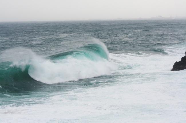 海アヴィーチー壁紙画像 高精細画像での大きな波の嵐 材料を入力します 壁紙