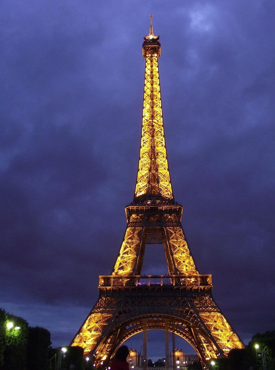 タワーは エッフェル塔はパリで 夕方に 夜の写真は ランプ 高精細画像 プライム ハースーの壁紙スイート材料を入力してください 壁紙