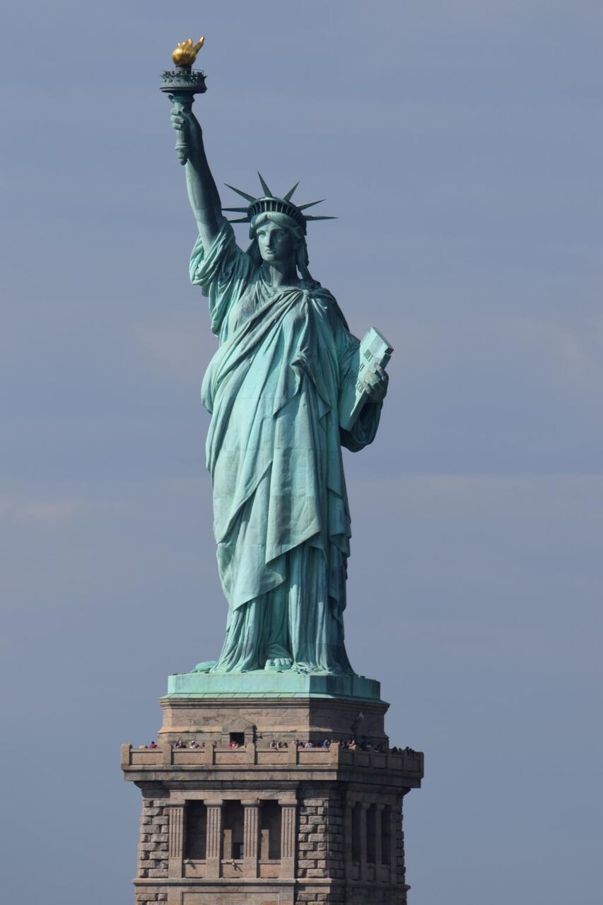 マンハッタン アメリカ 像 自由の女神 ニューヨーク市の銅像は