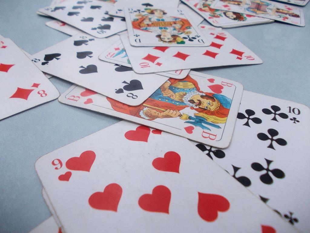 Hdの壁紙紙のカードゲーム Skat 遊び 勝つ ギャンブル ポーカー カードゲーム エース 高精細の画像は 材料を入力します 壁紙