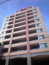 エクセレント上大川前外観2☆