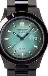 全体に耐摩耗性と密着性に優れた「PVDコーティング」を施したスイスミリタリー