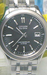 シチズンのソーラー電波腕時計FRD59-2391