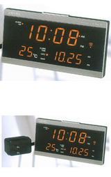 電波時計セイコー(SEIKO)ツイン・パのデジタル時計DL203