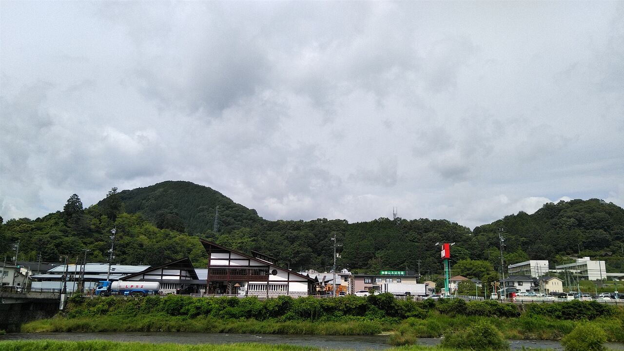 �����ߤäƤ�