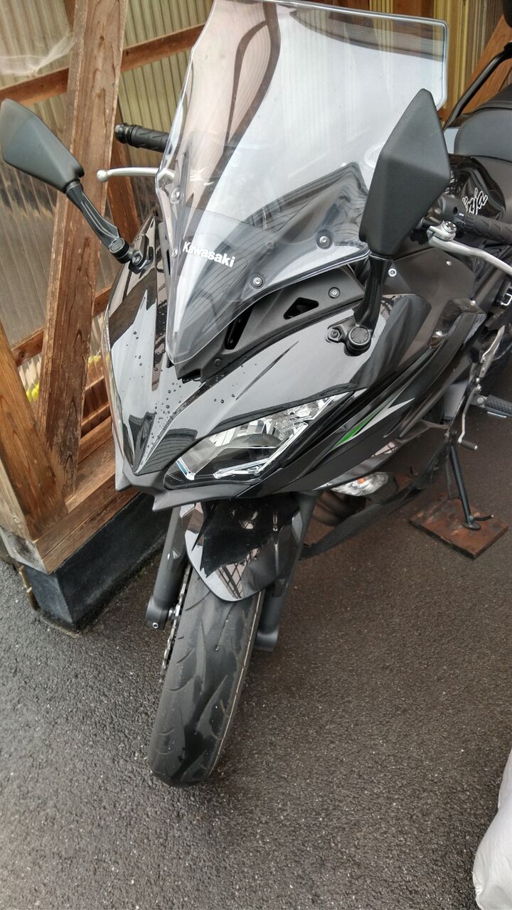 ��äƤ��ޤ���