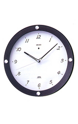 インテリア性の高い電波掛け時計