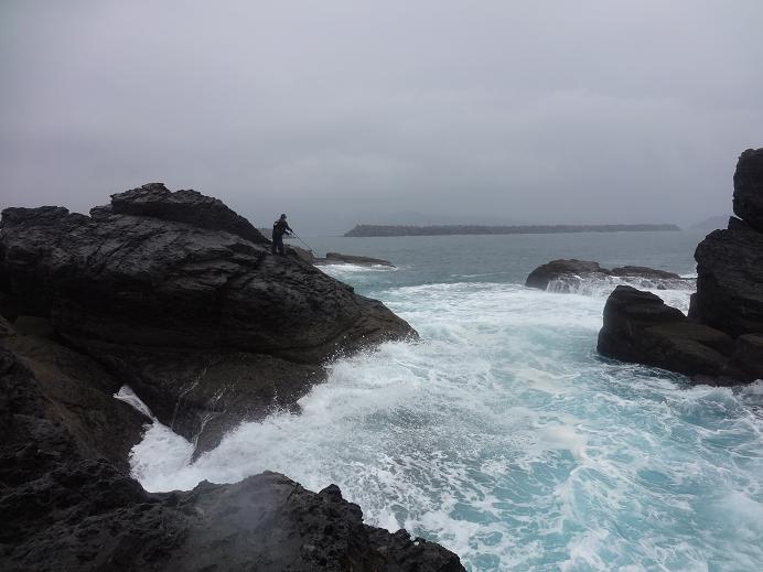 12 12 15 長崎県大瀬戸外海のヒラスズキ 南船北馬