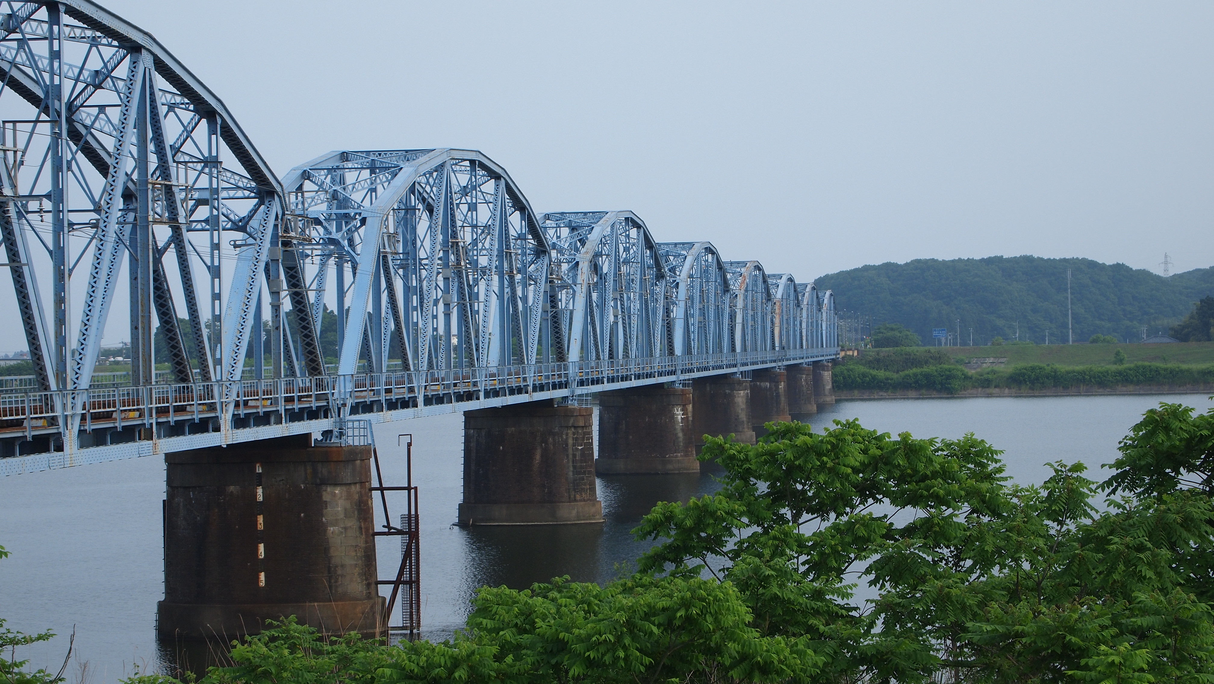 関係者全員におめでとうと言います。