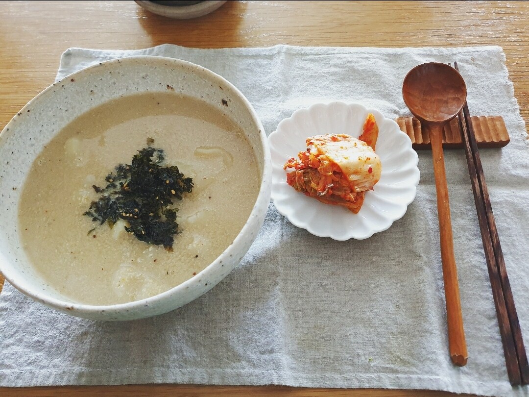 トゥルケスジェビと小豆粥 韓国の味 むくげの花