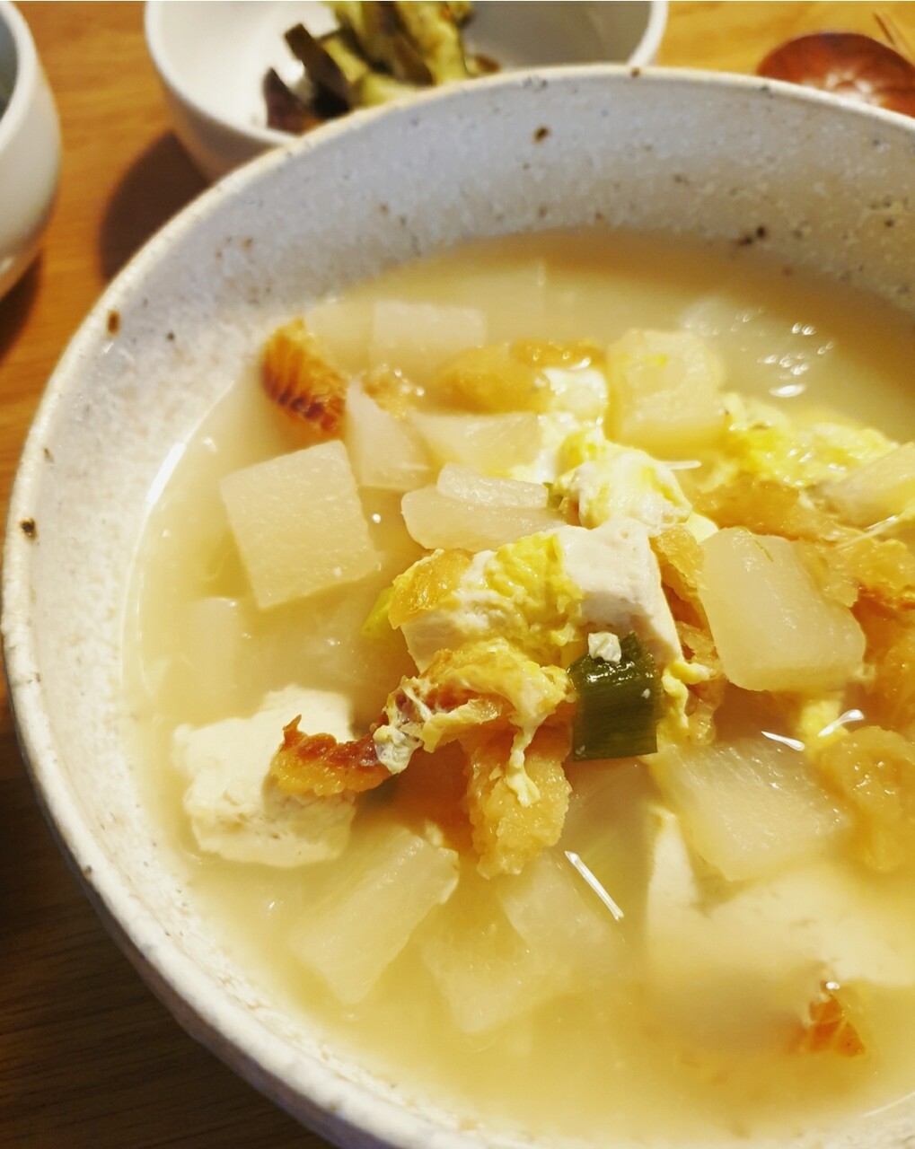 慈味 干しダラのスープと紙飛行機の飛ばし比べ むくげの花 慈味 干しダラのスープと紙飛行機の飛ばし比べ むくげの花