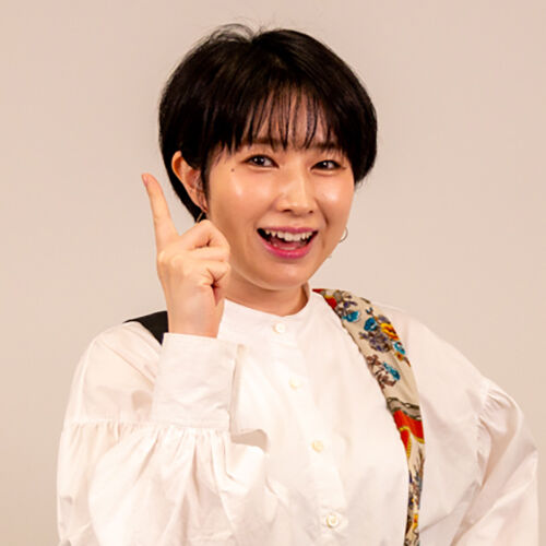 【画像】キラキラ広報りえっくすさん、目の周りにラメを付けた結果「うっれしー」【モンスト】