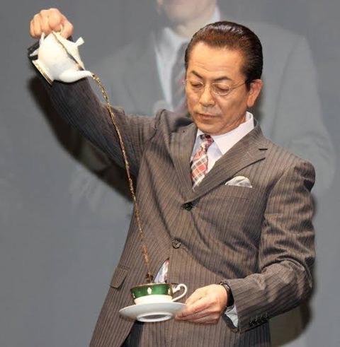 杉下右京（推理力Ｓ、洞察力Ｓ、記憶力Ｓ、戦闘力Ａ）←こいつが警視庁で天下取れなかった理由