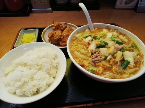 【B級グルメ板】(ヽ´ん`)「日高屋で酒、味玉、餃子、半ラー頼んだら酒の次に味玉入れた半ラー持ってきやがった」