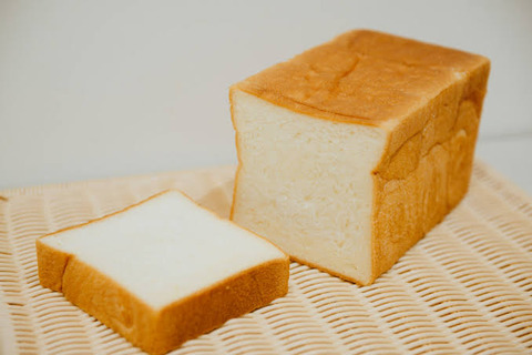 明らかに合成っぽい食パン、見つかる