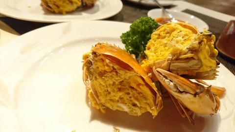 (ヽ´ん`)「足の先までカニ味噌が詰まった高級カニを食べた」