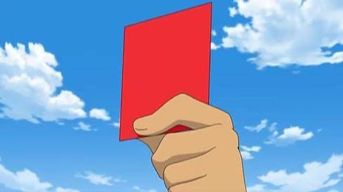 【なんJ】(ヽ´ん`)「サッカーの審判ってカード何枚持ってるんだ?」