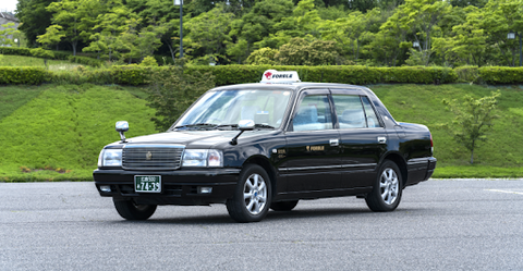 彡(^)(^)「（普通に移動するだけじゃつまらんなぁ...）」運転手「どちらまで？」