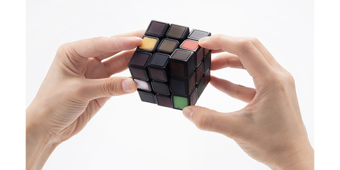 【速報】アメリカの芸術家さん、ルービックキューブで野獣先輩の肖像画を制作中の模様