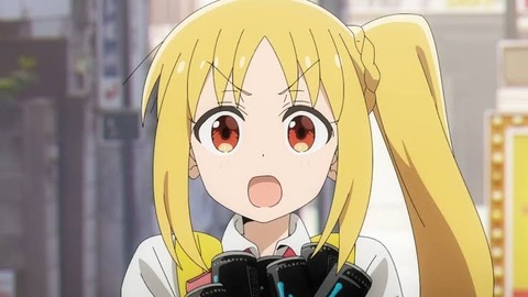 虹歌「あっ！！逃げたギターー！！(下北沢の街中で大声で叫ぶ)」←こいつ性格悪すぎやろ