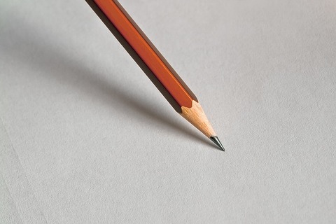 トンボ 鉛筆 の 佐藤 です