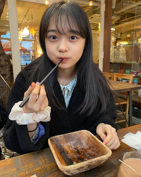錯覚画像集 ヽ ん 鰻重を箸一本で食う意味がわからん なんでも受信遅報 なんj おんjまとめ