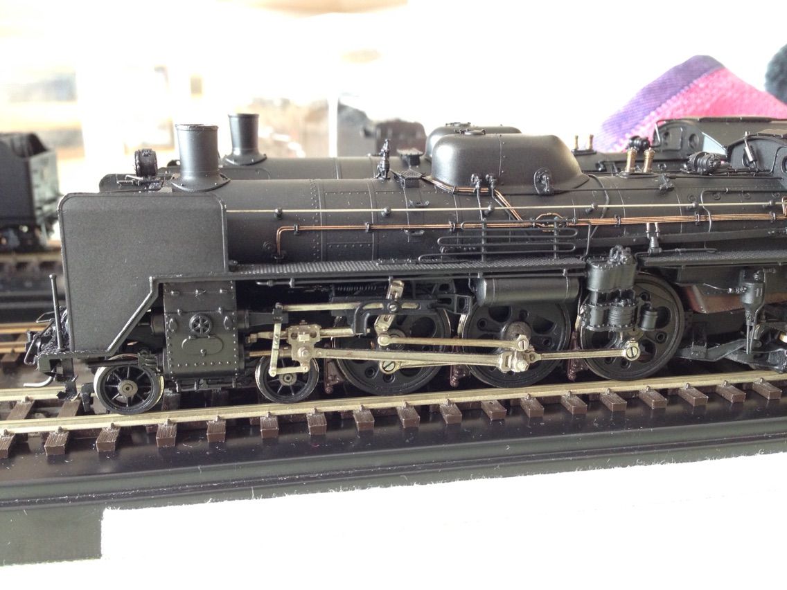 アルバムより C57 : 愛犬クマの鉄道模型製作備忘録