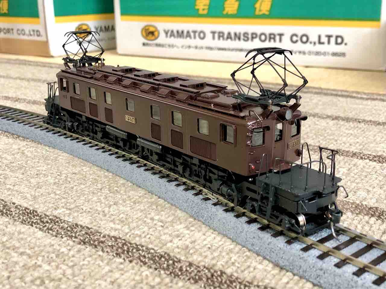 天賞堂EF57 メンテナンス : 愛犬クマの鉄道模型製作備忘録 天賞堂EF57 メンテナンス : 愛犬クマの鉄道模型製作備忘録