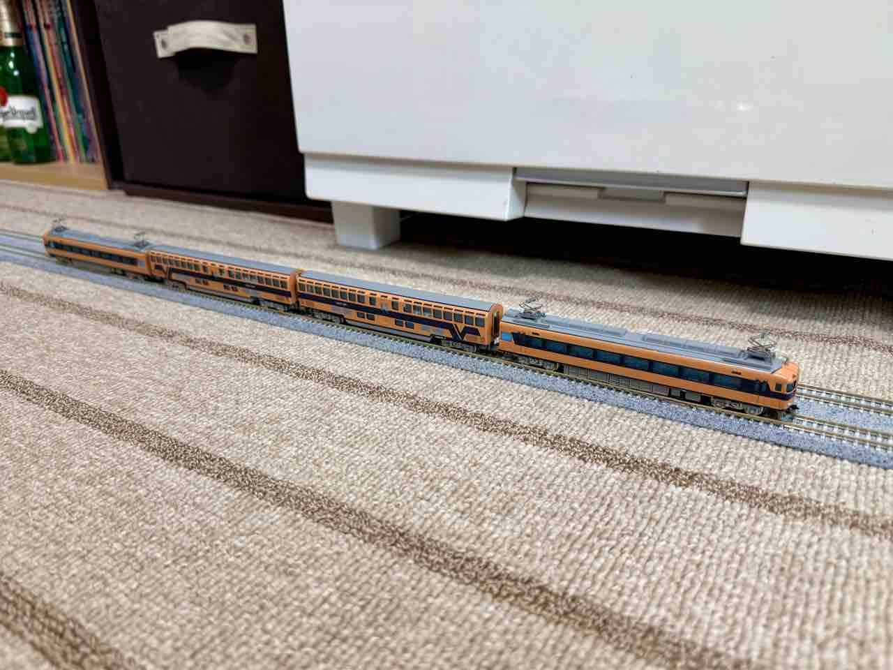 Nゲージ エンドウ 近鉄ビスタカー : 愛犬クマの鉄道模型製作備忘録