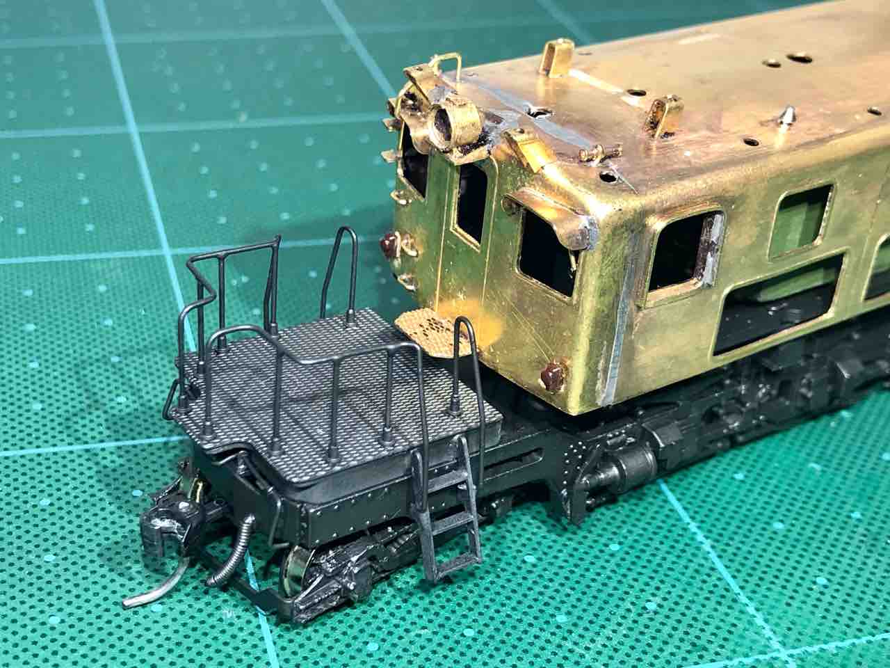 天賞堂EF57 レストア 7 : 愛犬クマの鉄道模型製作備忘録