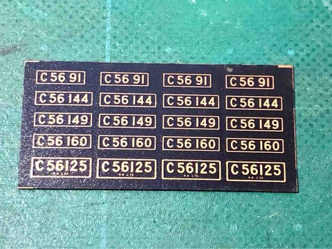 4712c336-s.jpg
