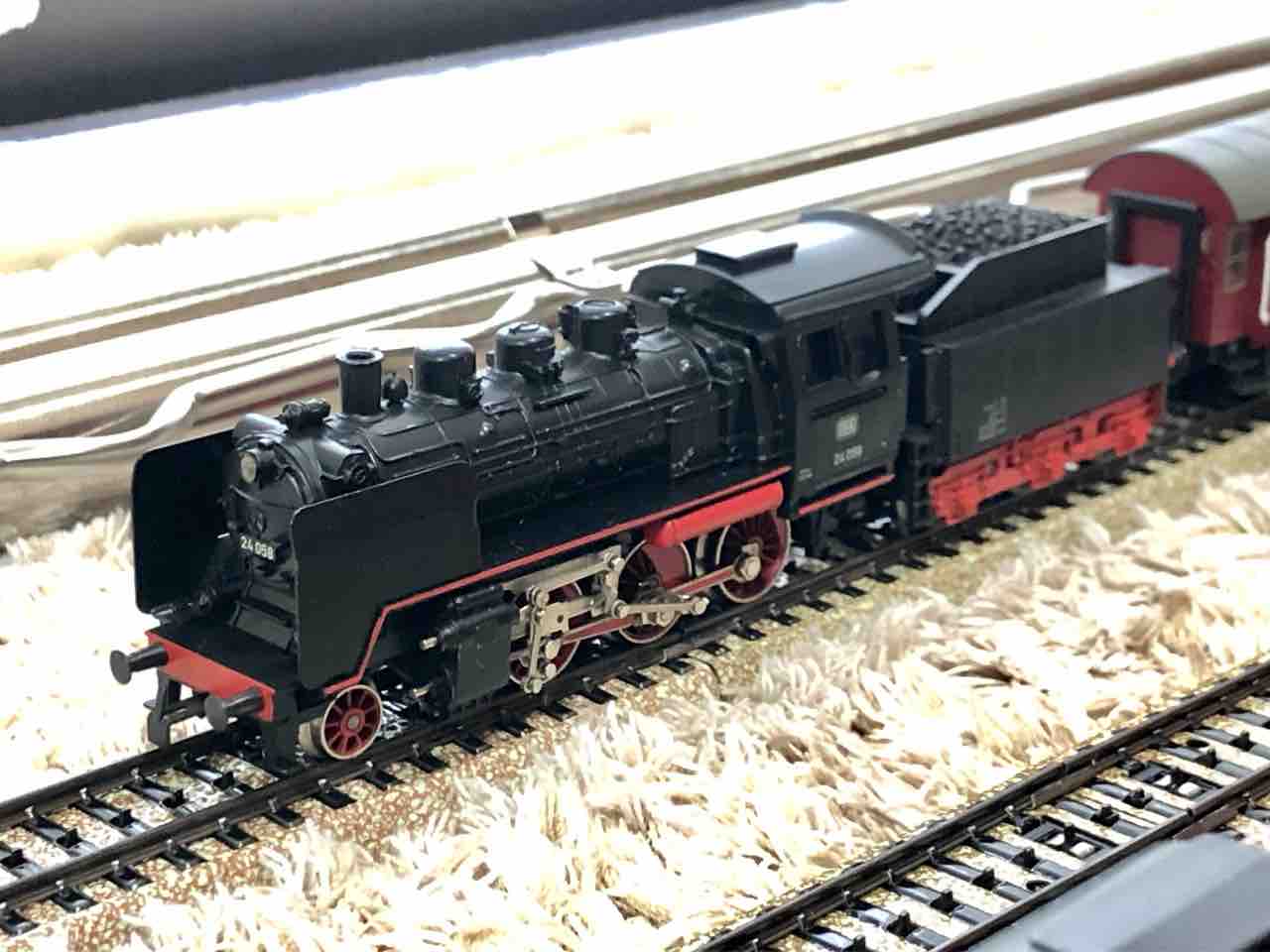 アナログMarklinで遊ぶ ♪ : 愛犬クマの鉄道模型製作備忘録