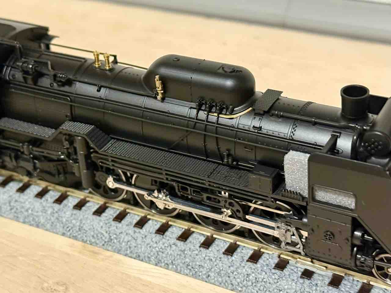 KATO HO D51 ハンドレールの顛末は… : 愛犬クマの鉄道模型製作備忘録