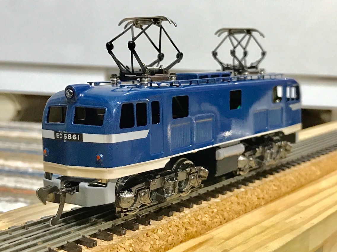 セットのED58をレストアする。 : 愛犬クマの鉄道模型製作備忘録