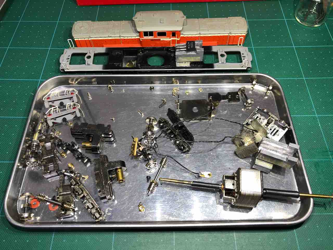 エンドウDD51を改軌する 1 : 愛犬クマの鉄道模型製作備忘録 エンドウDD51を改軌する 1 : 愛犬クマの鉄道模型製作備忘録