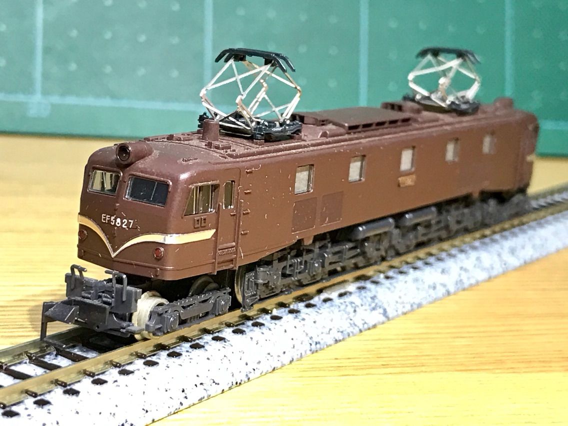 Nゲージ もう一丁 KATO EF58 : 愛犬クマの鉄道模型製作備忘録