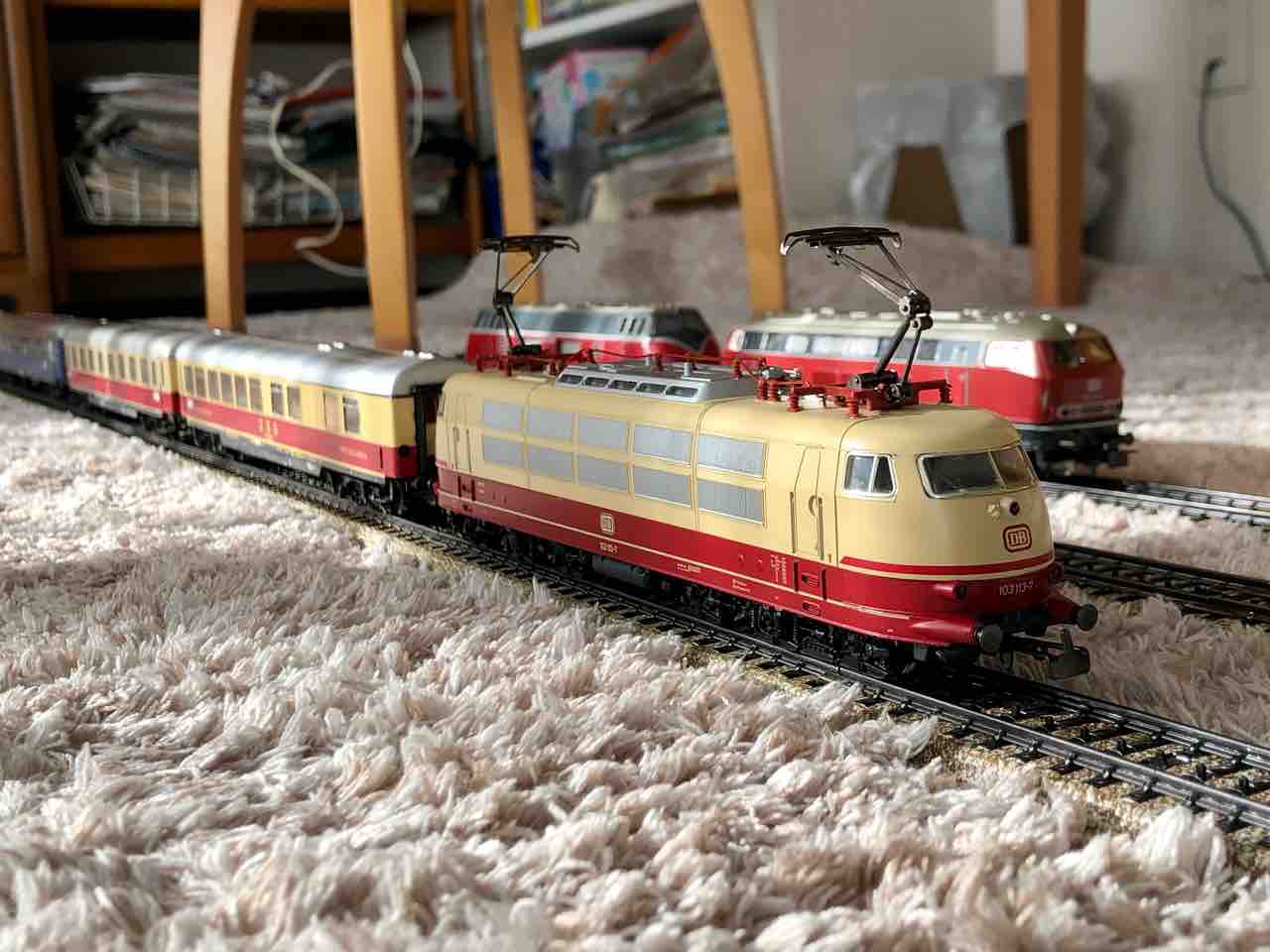 Σ MARKLIN メルクリン HOゲージ ディーゼル機関車 3075 箱付き 動力車