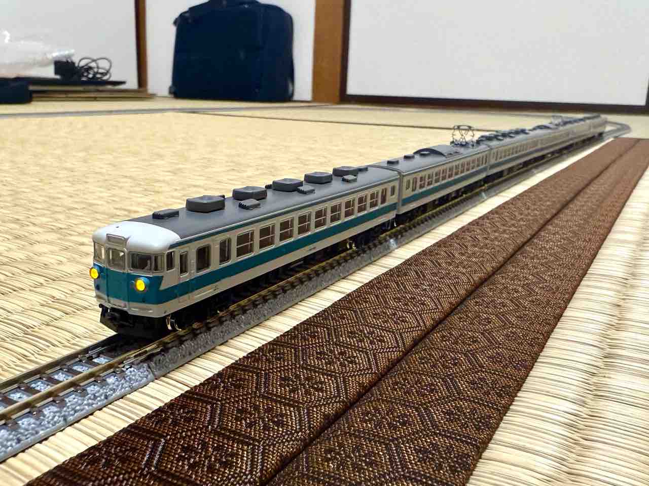 KATO 153系にサボをつける… : 愛犬クマの鉄道模型製作備忘録