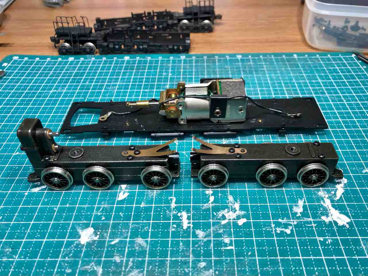 16番 天賞堂EF58旧型 レストア記録1 : 愛犬クマの鉄道模型製作備忘録