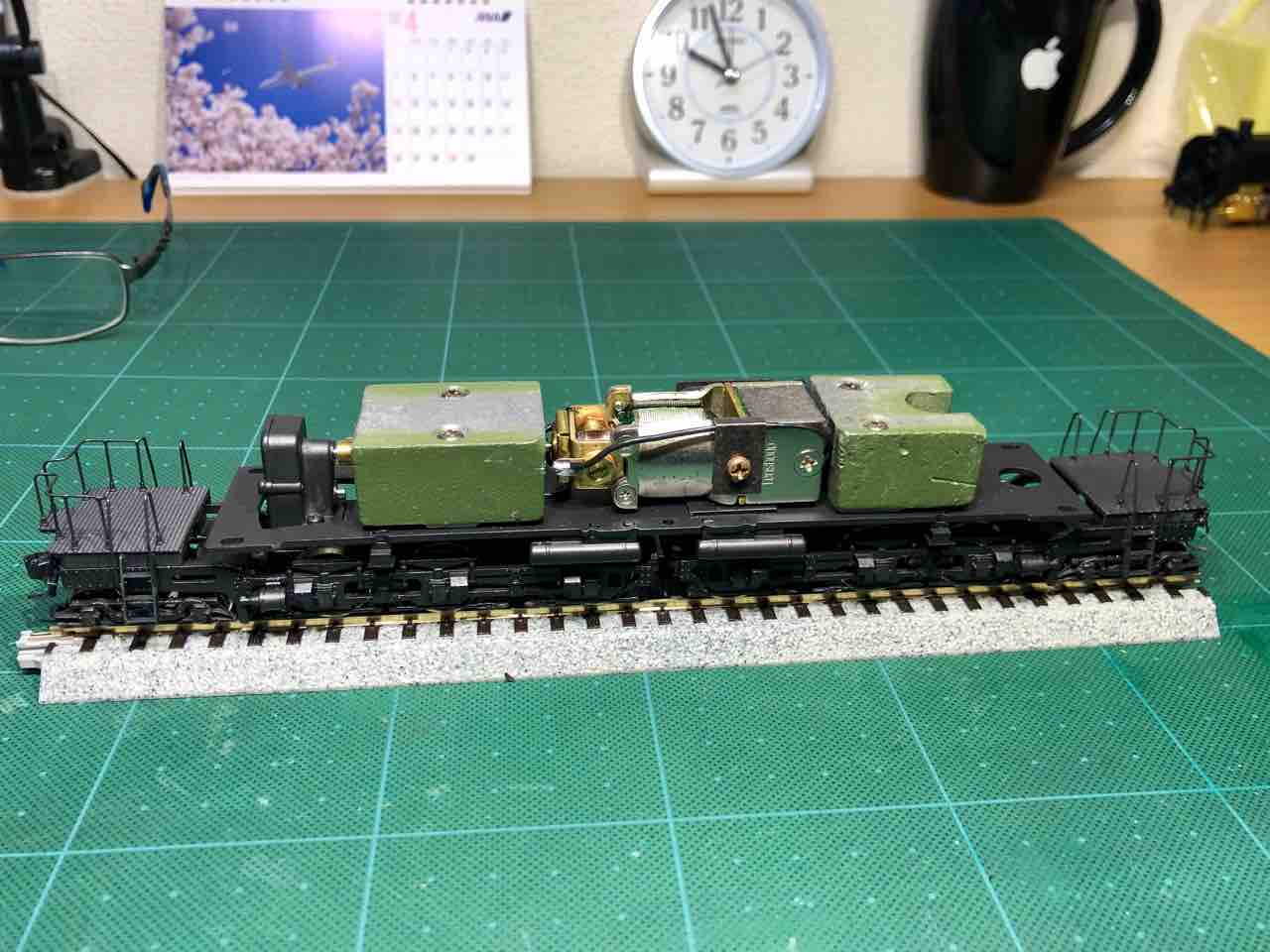 ＥＦ57、天賞堂、クレオン7色 天賞堂EF57 レストア 7 : 愛犬クマの鉄道模型製作備忘録