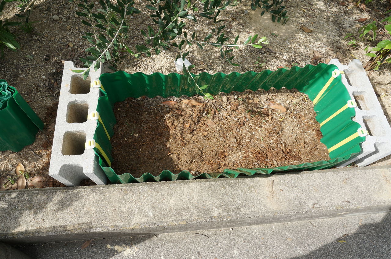 30分でできる インスタント花壇 畑 ボットマト