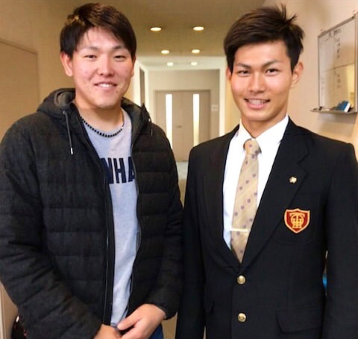 ロッテ 藤原恭大 兄貴分 の安田尚憲に 珍質問 ゲームは持ってきていいんですか 消灯時間はありますか 超速プロ野球 まとめちゃんねる ロッテ 藤原恭大 兄貴分 の安田尚憲に 珍質問 ゲームは持ってきていいんですか 消灯時間はありますか 超速プロ野球 まとめちゃんねる