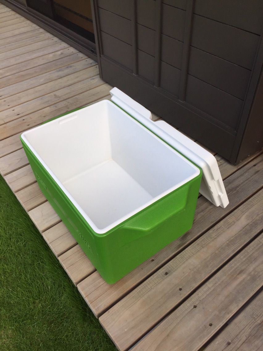 コールマンのパーティースタッカー33qtはクーラーボックスとしても道具箱としても使える もっちーの家内安全かわら版