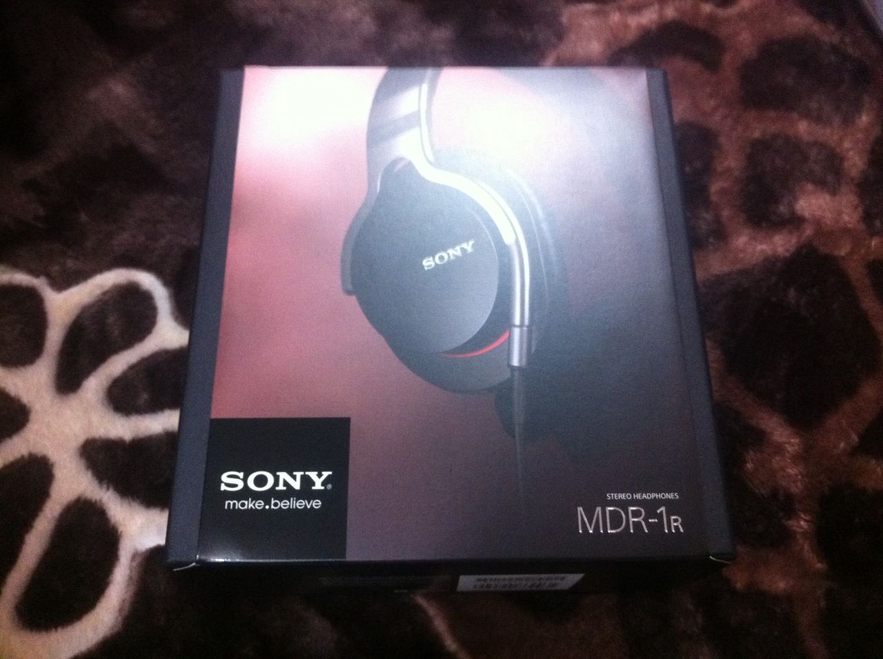 SONY MDR-1R 収まっ MK2 ハイレゾ 密閉型ヘッドホン ブラック SONY MDR-1R 収まっ MK2 ハイレゾ 密閉型ヘッドホン ブラック